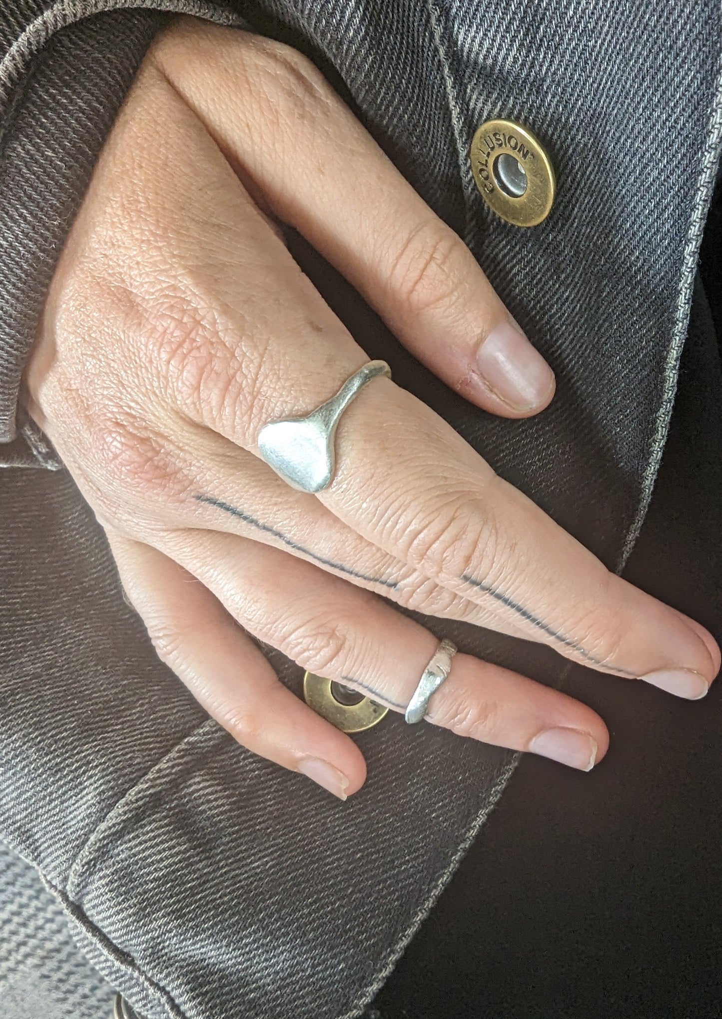 Simplicity signet ring