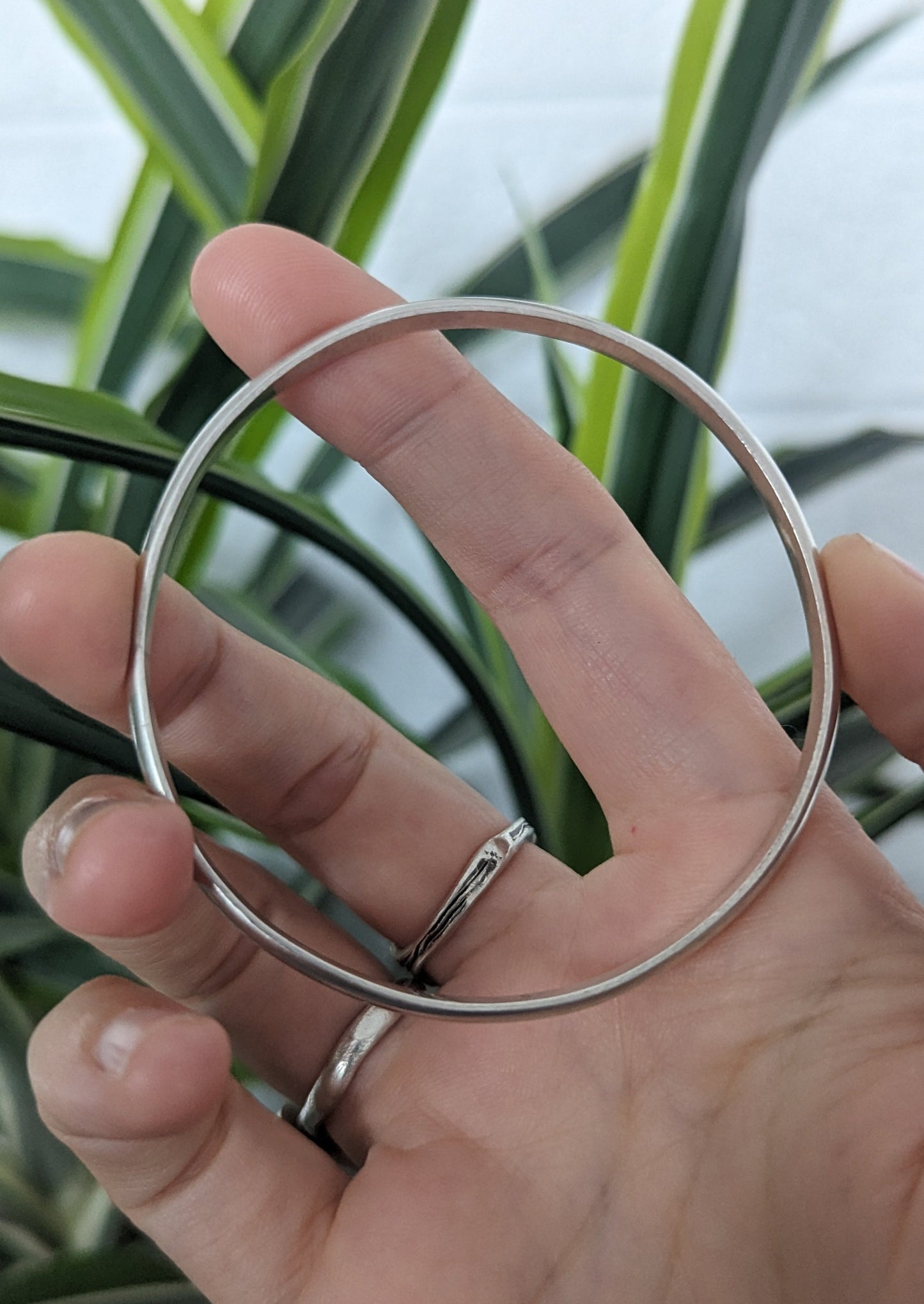 Straight up solid bangle