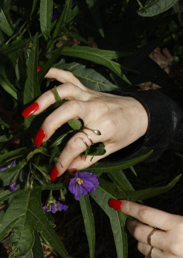 The Serpents Embrace Ring 9k solid gold