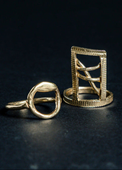 Ouroboros Ring - 9k Solid gold